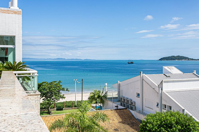 Penthouse with Pool and Sea View #CHA09